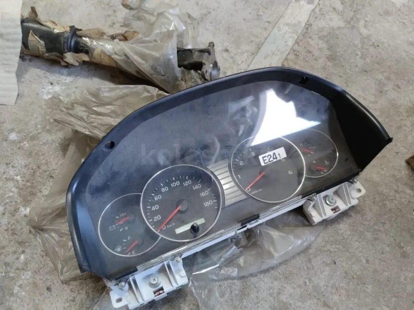 Приборная панель крузак 105