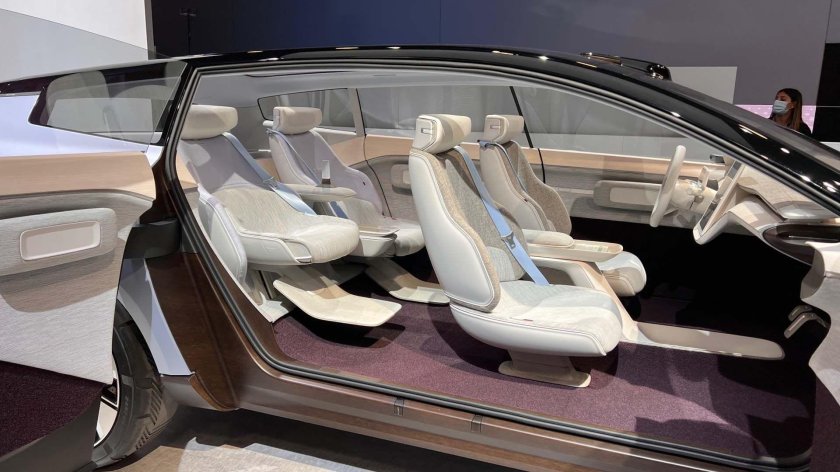 Интерьер автомобиля