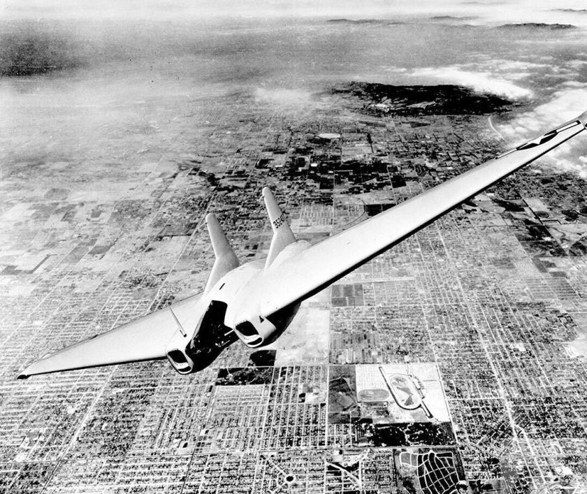 Бомбардировщик нортроп yb-49