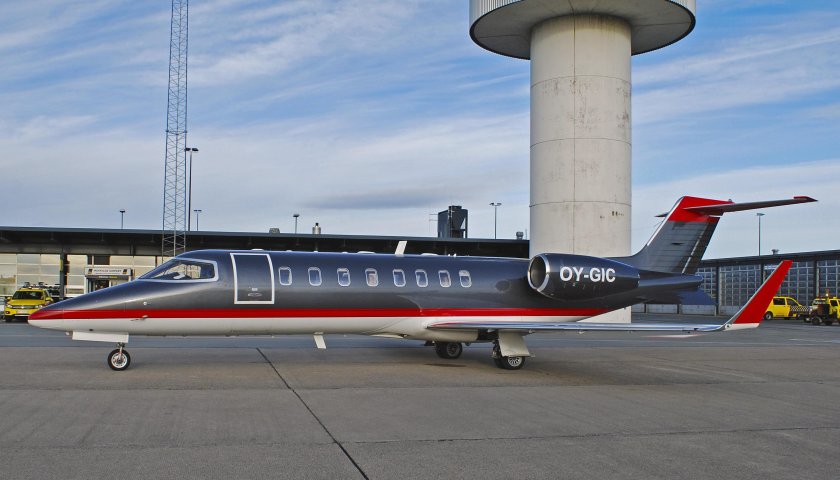 Learjet 45