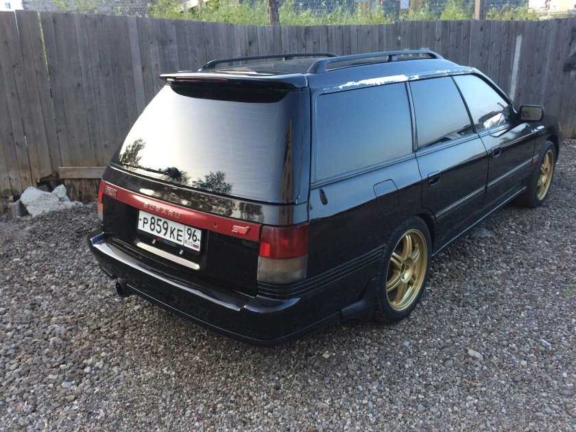 Субару Легаси 1992 универсал