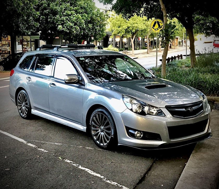 Subaru legacy gt