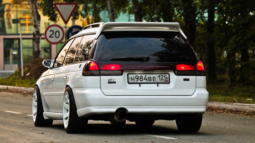 Subaru Legacy bg5