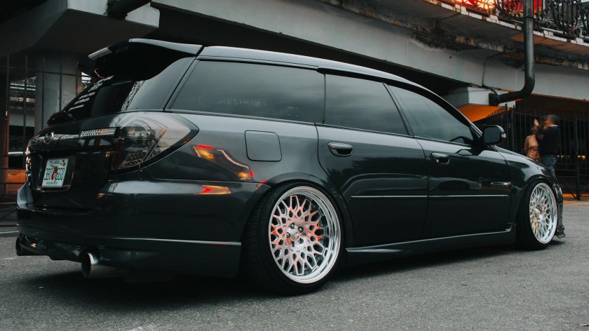 Subaru Legacy Wagon stance