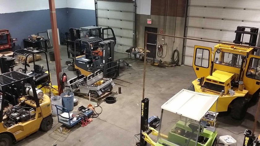 Ремонтный бокс для спецтехники