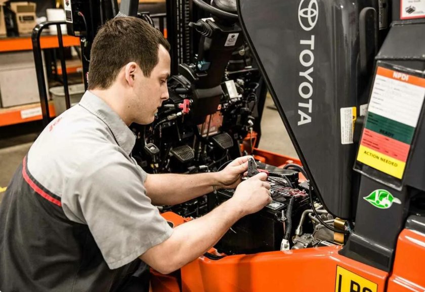 Техобслуживание спецтехники