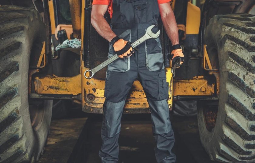 Слесарь дорожно строительных машин и тракторов
