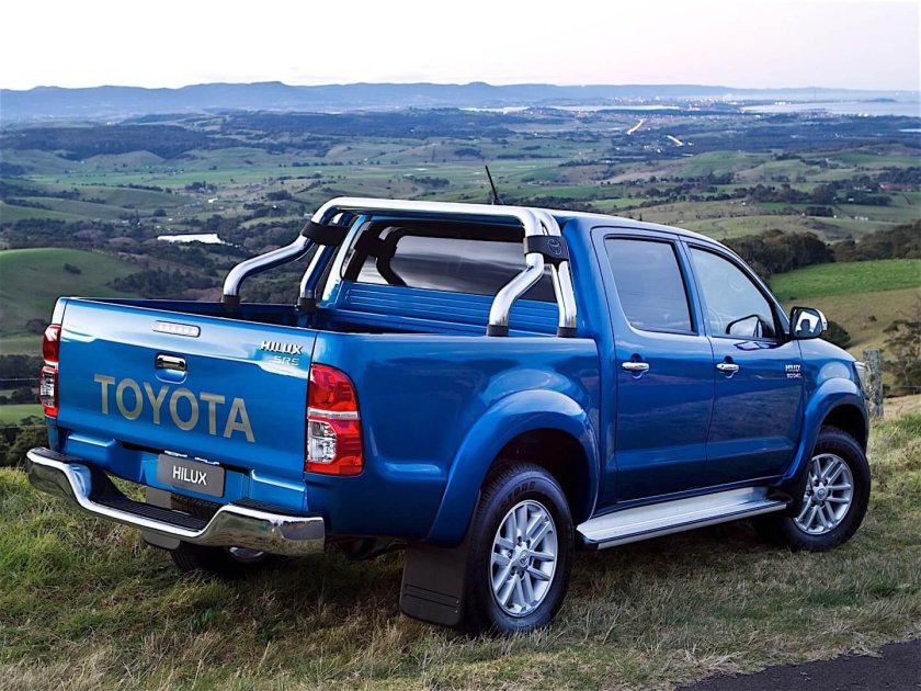 Toyota Hilux 4x4 2014