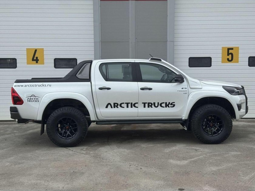 Toyota hilux arctic truck