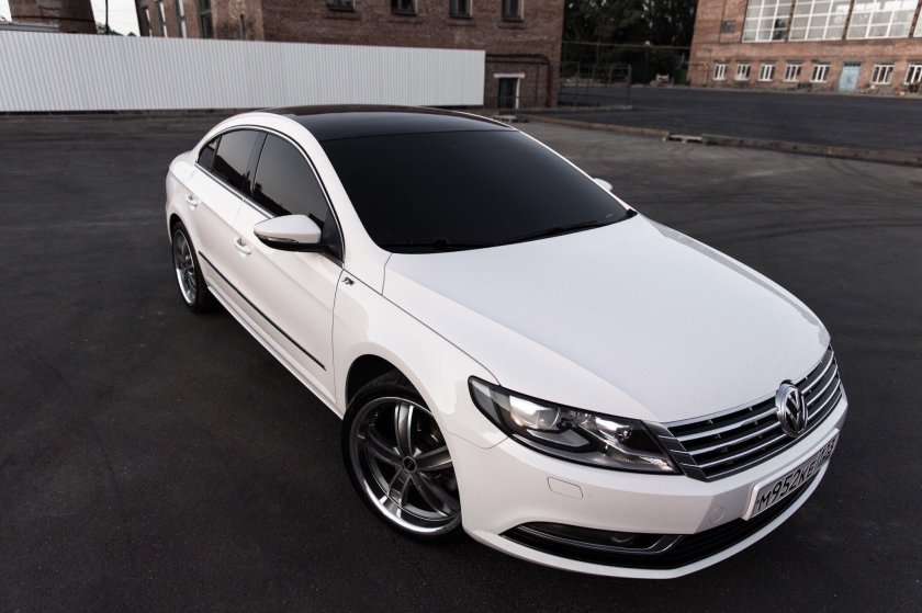 Volkswagen Passat cc 2011 белый