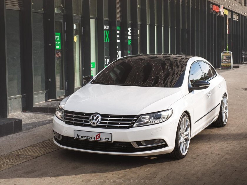 Фольксваген Пассат СС 2012