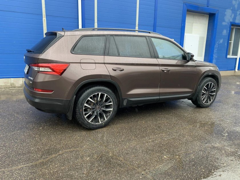 Шкода Кодиак диски r20