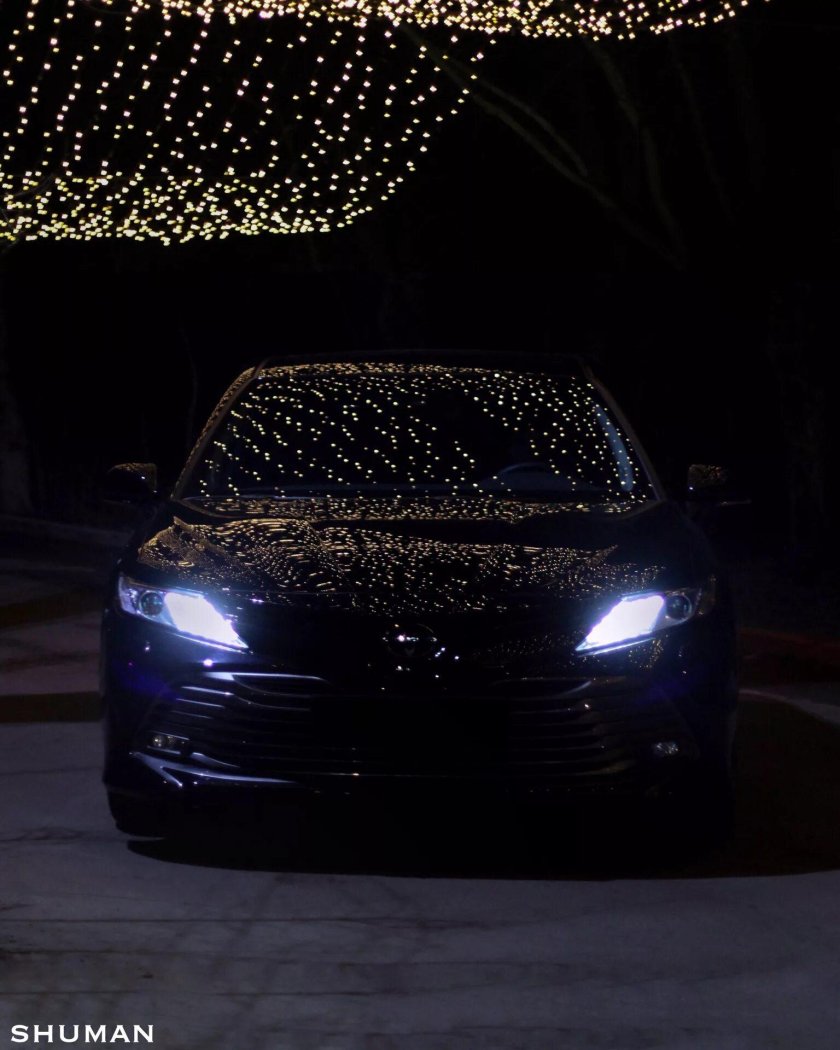 Камри 70 черная ночью