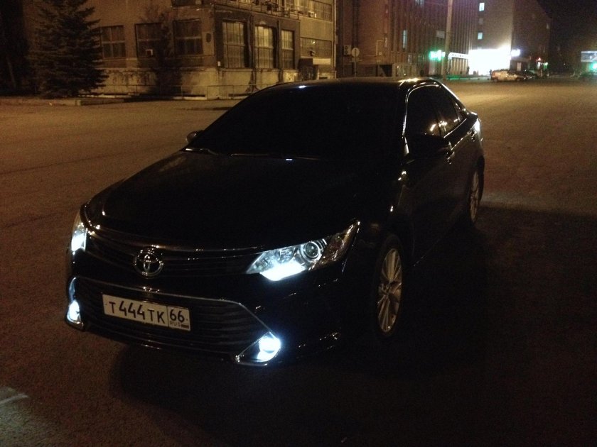 Toyota Camry 3.5 Night