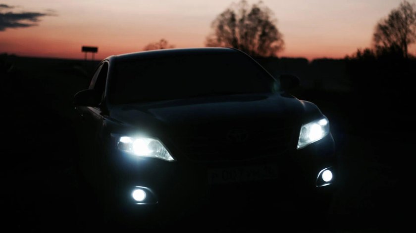 Камри 40 ночью