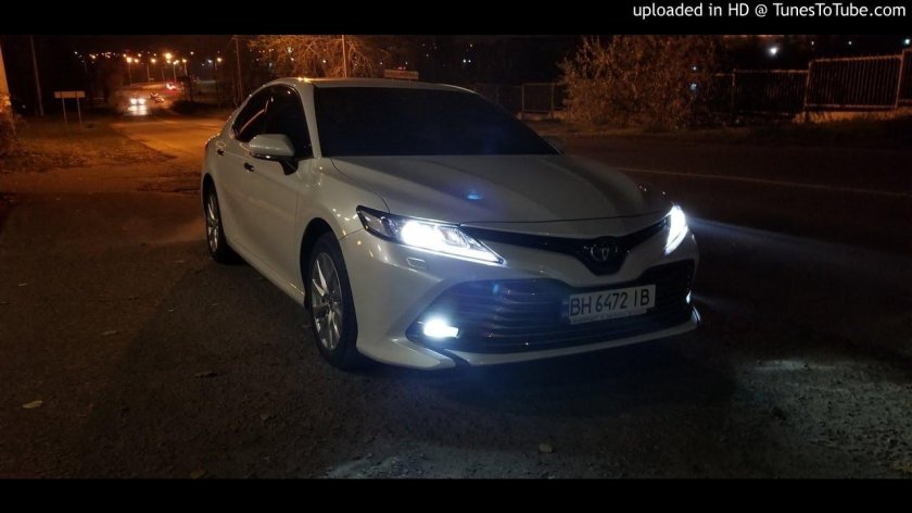 Toyota Camry 3.5 ночью