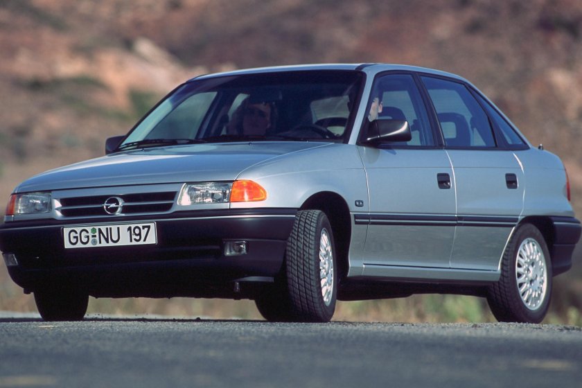 Opel Astra f седан 1992
