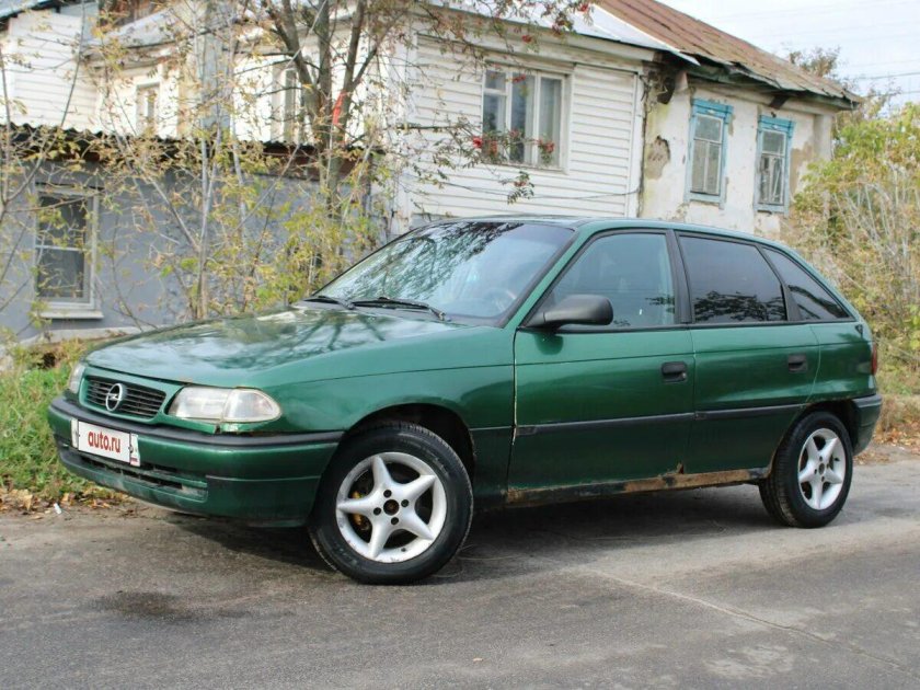 Опель астра f седан 1998