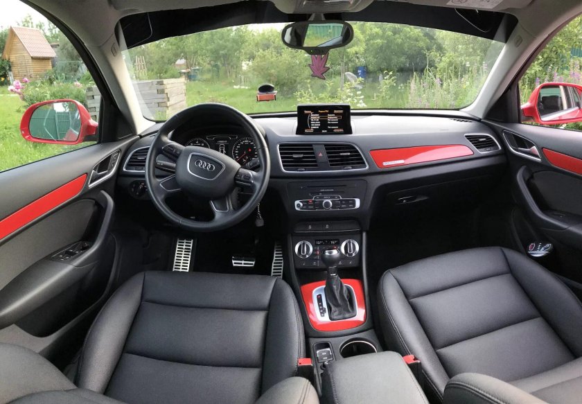 Ауди q3 салон