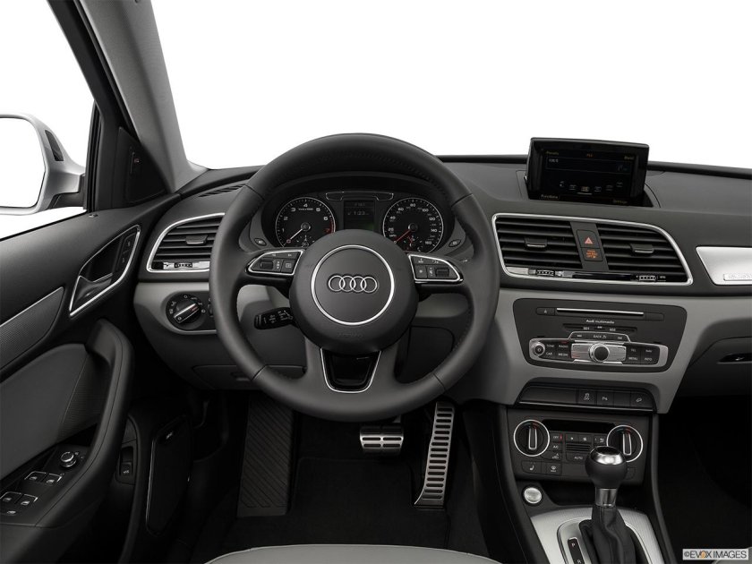 Ауди q3 салон