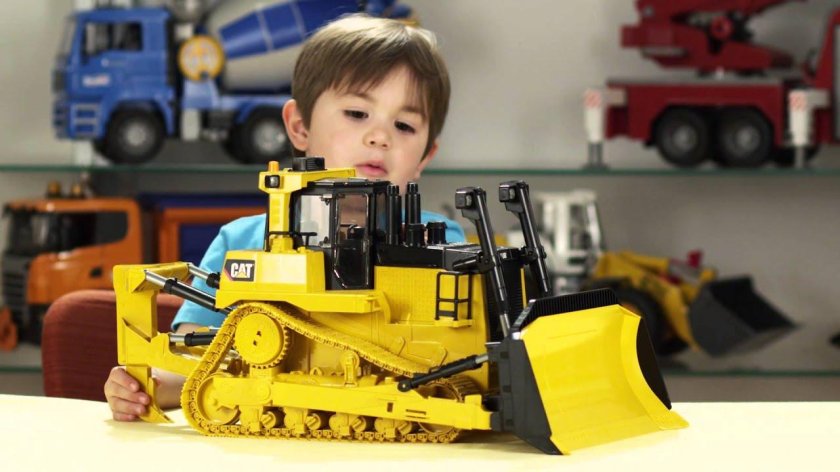Бульдозер игрушка Bruder