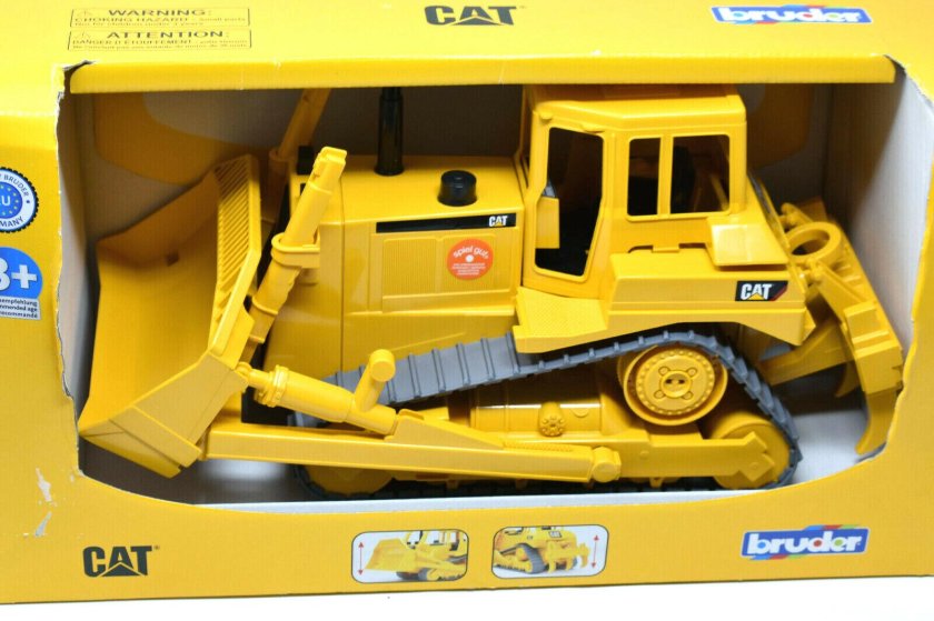 Бульдозер Bruder Cat (02-443)