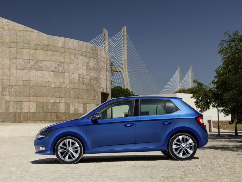 Шкода Фабия 3 хэтчбек