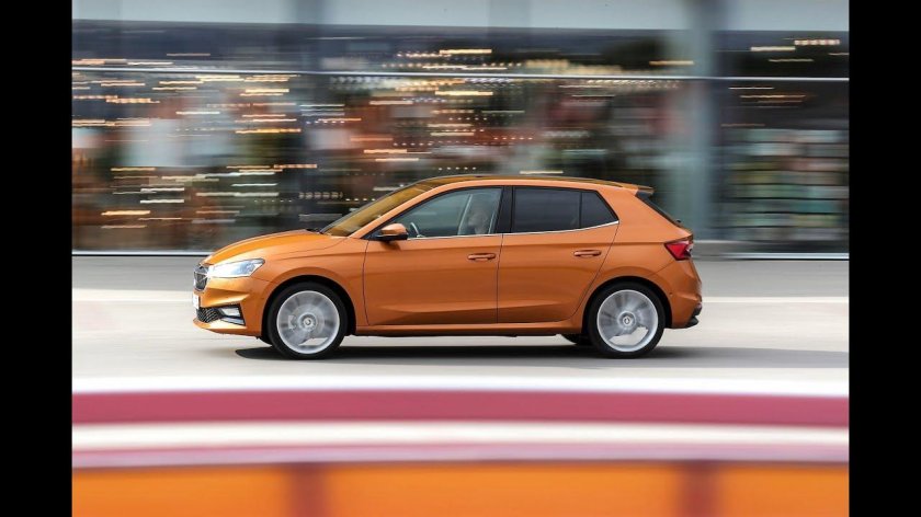 Шкода Фабия 2022