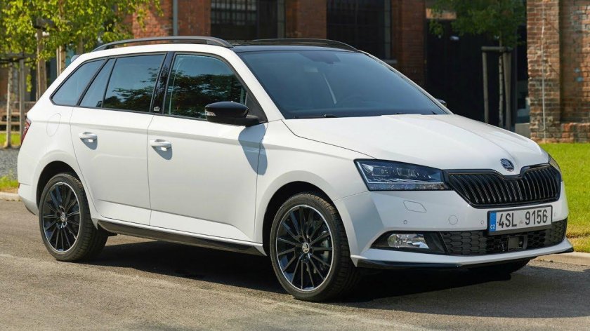 Шкода Фабия универсал 2021