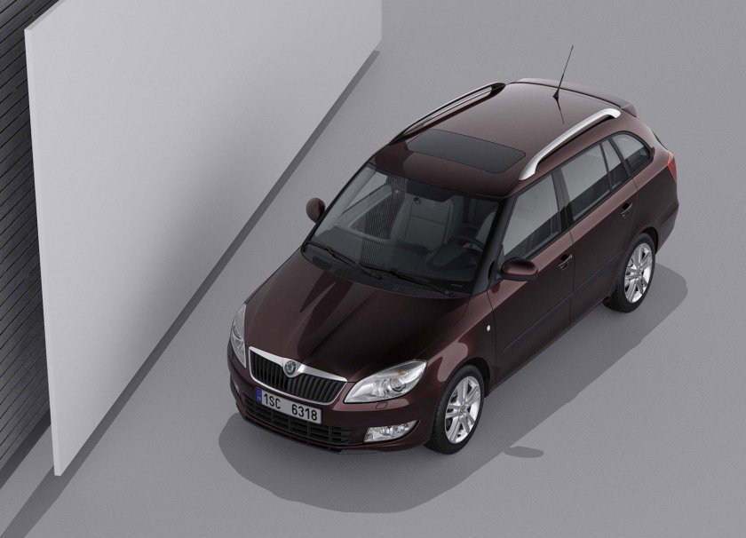 Шкода фабия комби 2011