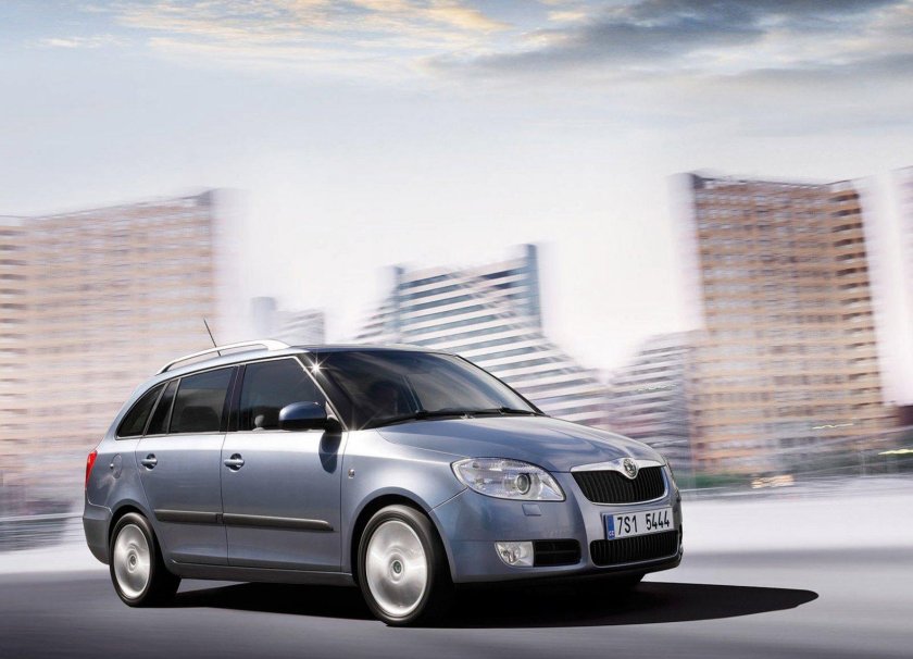Шкода Фабия универсал 2008