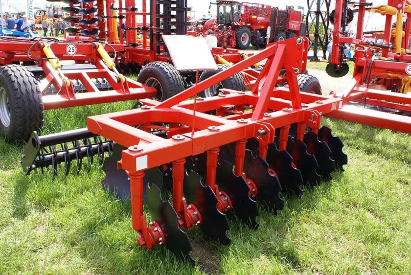 Дисковая борона БДТ 3.2