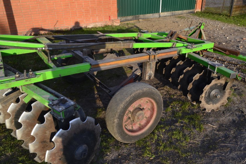 Борона дисковая навесная