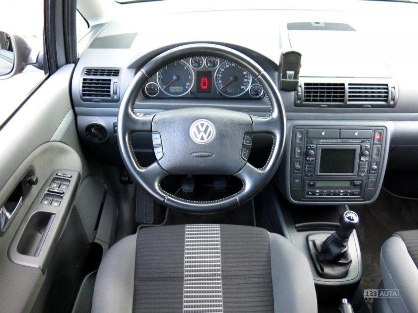 VW Sharan 2004 салон