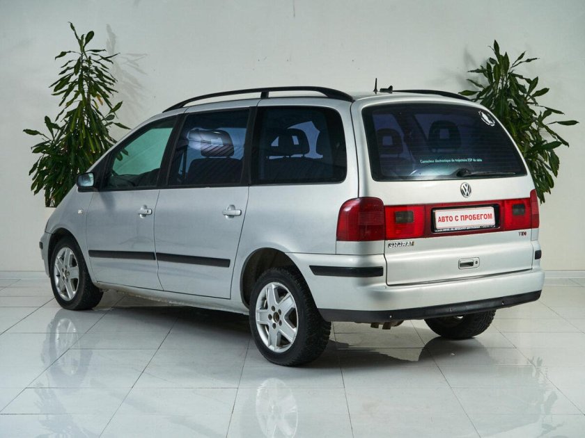 Volkswagen Sharan i Рестайлинг 2001