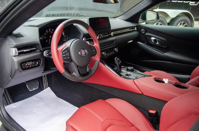 Toyota Supra a90 салон