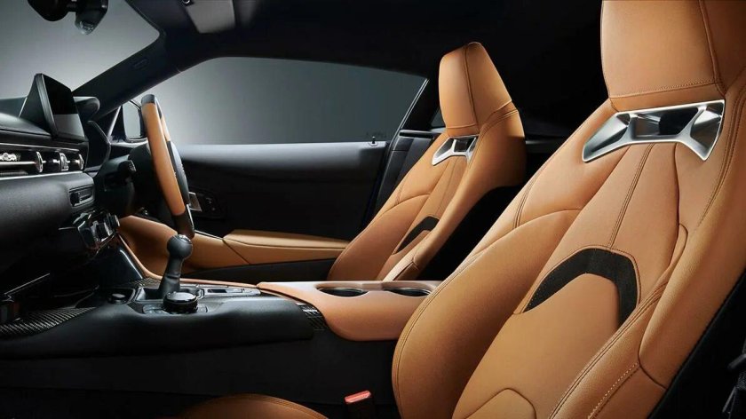 Новая Тойота Супра салон