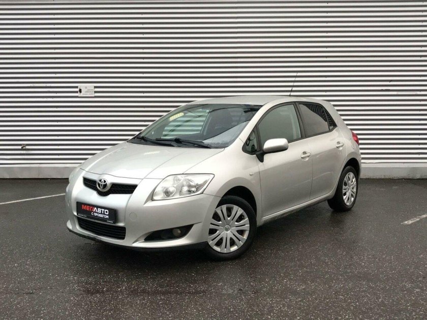Toyota Auris 2009