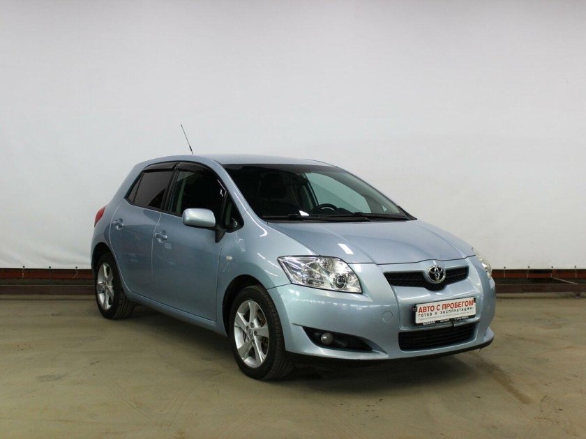 Тойота аурис 2008г
