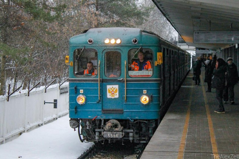 Еж 3 вагон метро