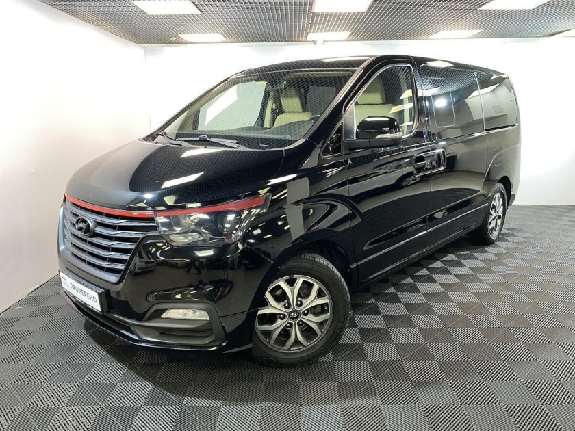 Hyundai grand starex 2019