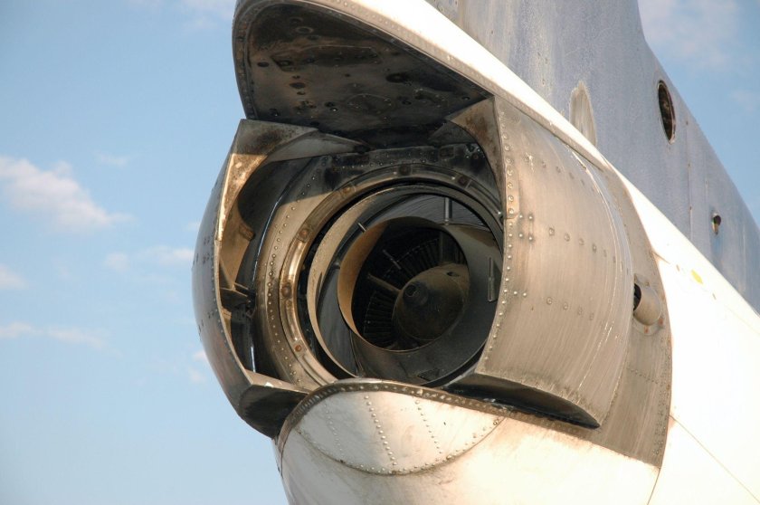 Реверс як-40