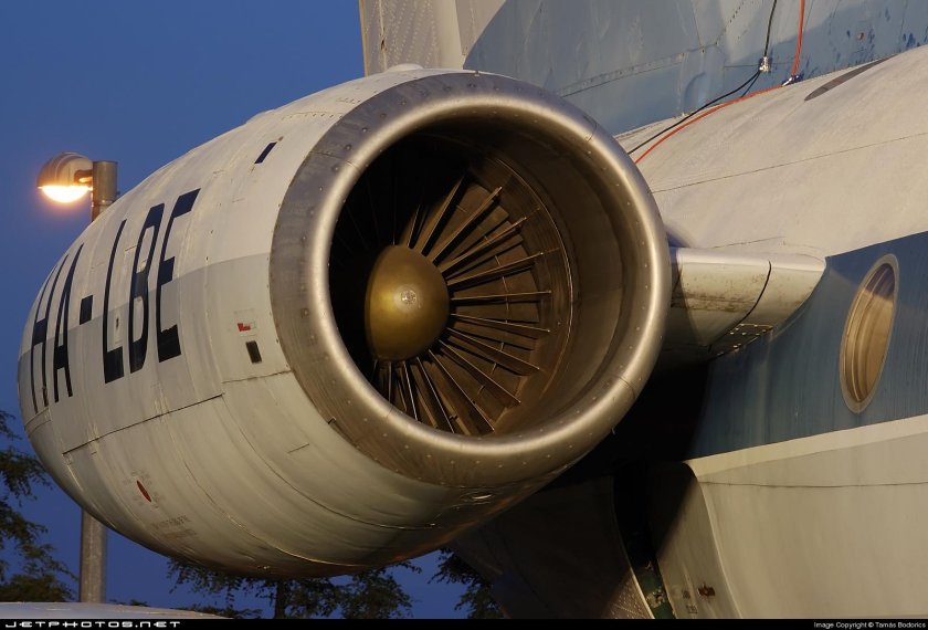 Ту-134 двигатель