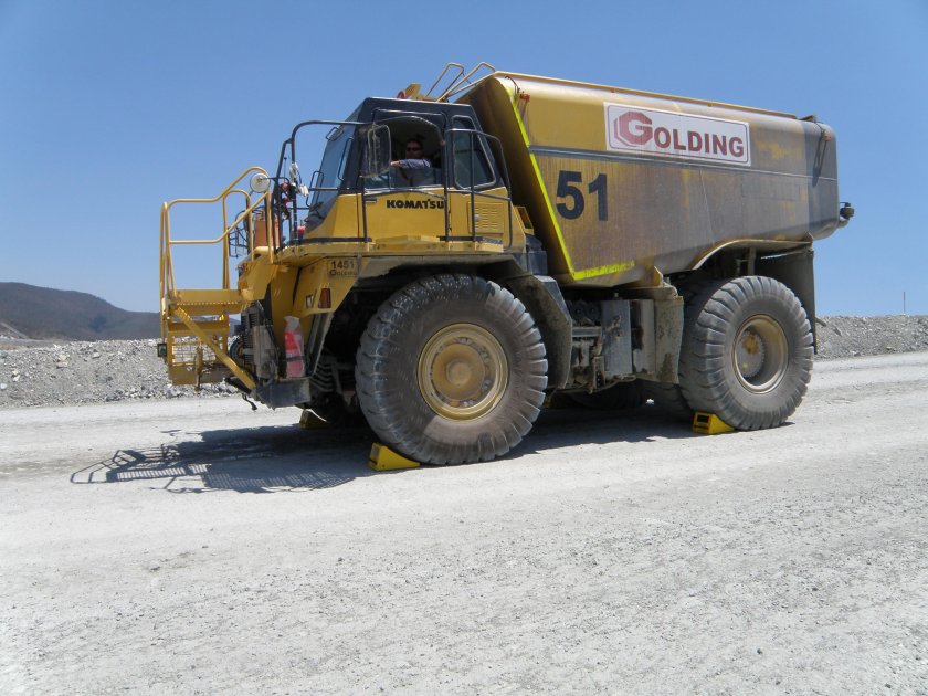 Самосвал Bell b40e