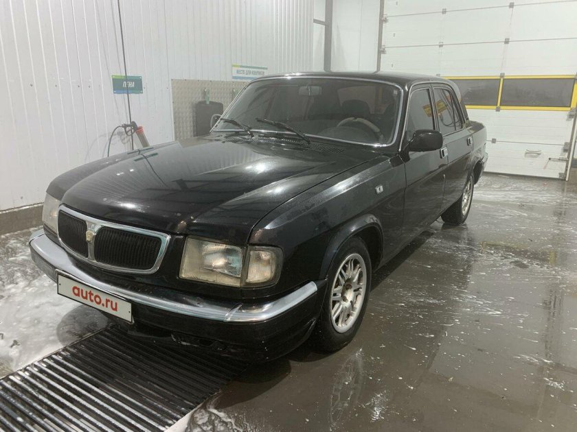 Газ 3110 волга черная