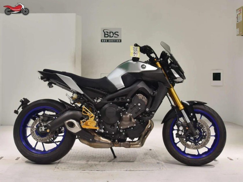 Дизайн наклеек Yamaha MT-09
