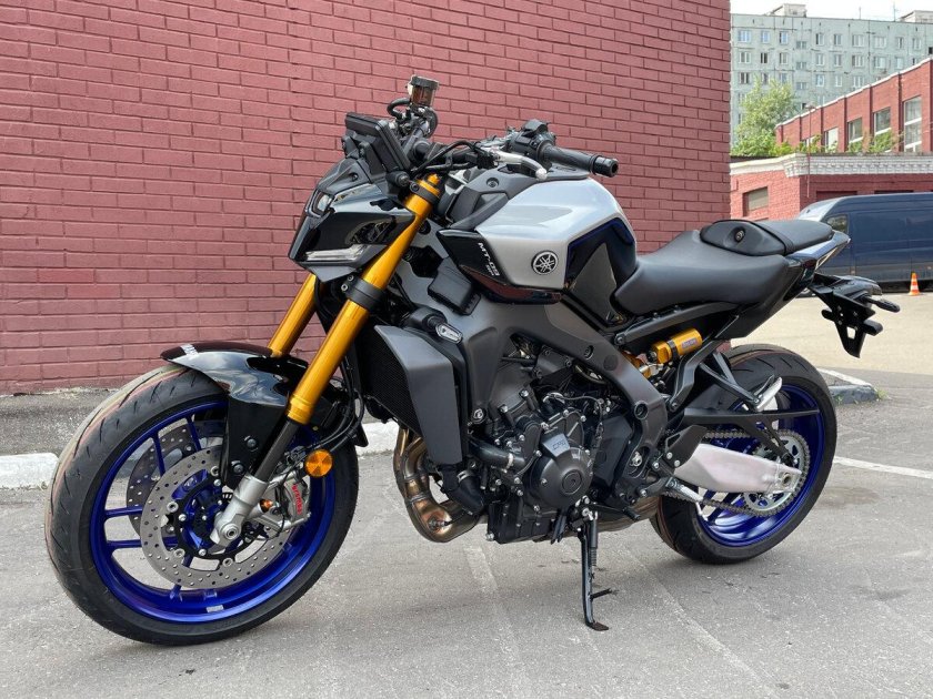 Спортивные мотоцикл