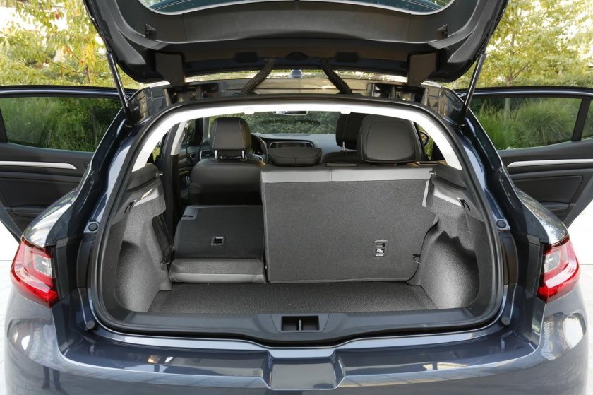 Рено Лагуна 2 багажник