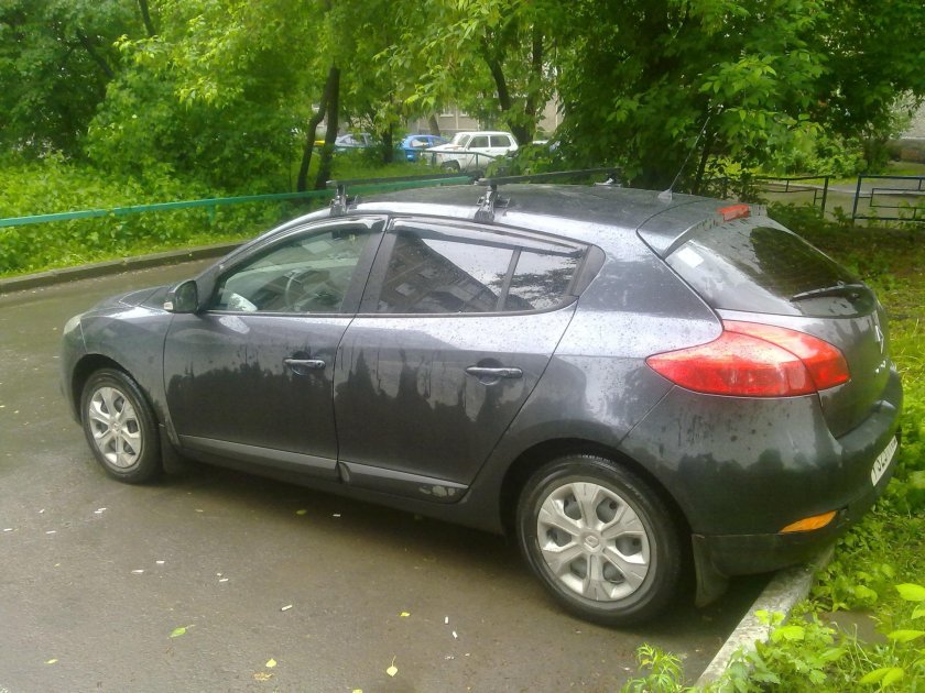 Багажник на крышу Рено Меган 3