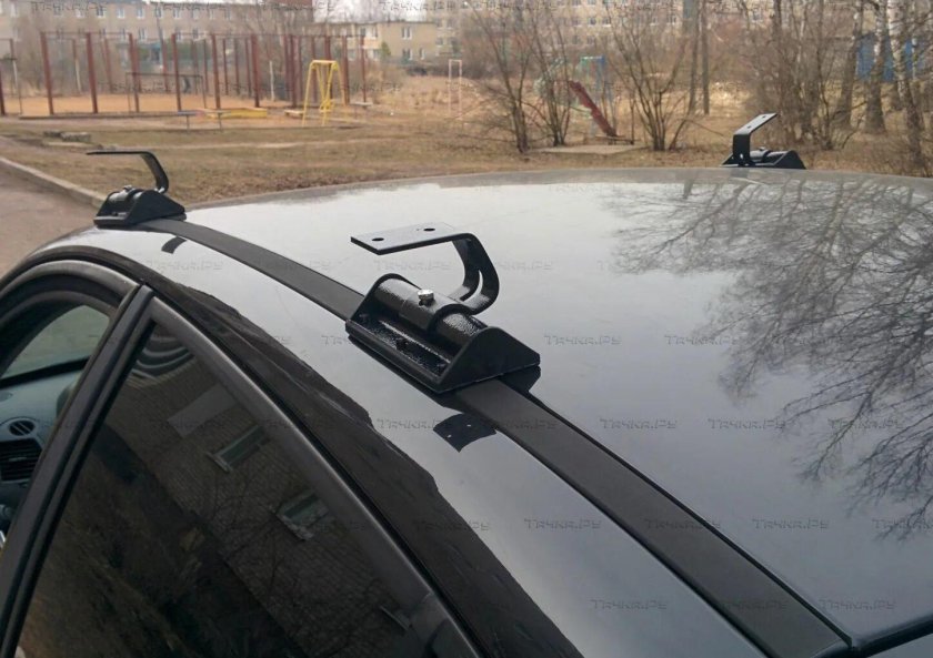 Багажник на крышу Меган 2